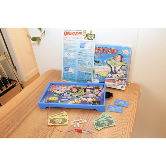 Operation Board Game Disney Pixar Toy Story 3 Edition COMPLETE and WORKING 2009 - Picture 4 of 7